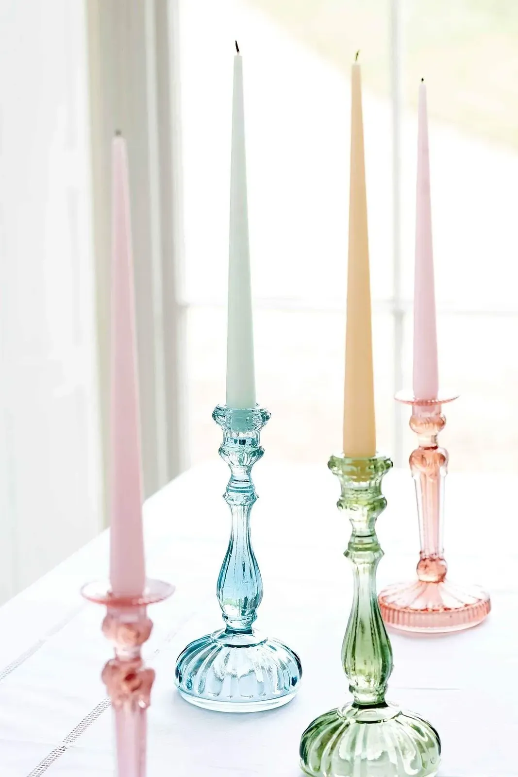 MIX kolorowych świeczników