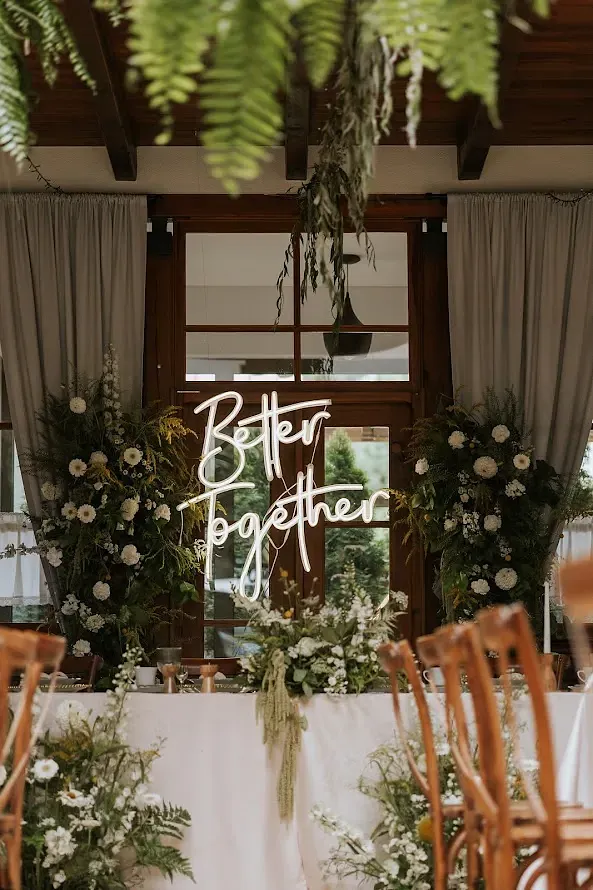 Napis LED Better Together