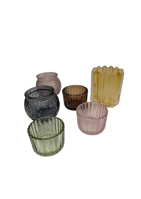 MIX kolorowych świeczników tealight