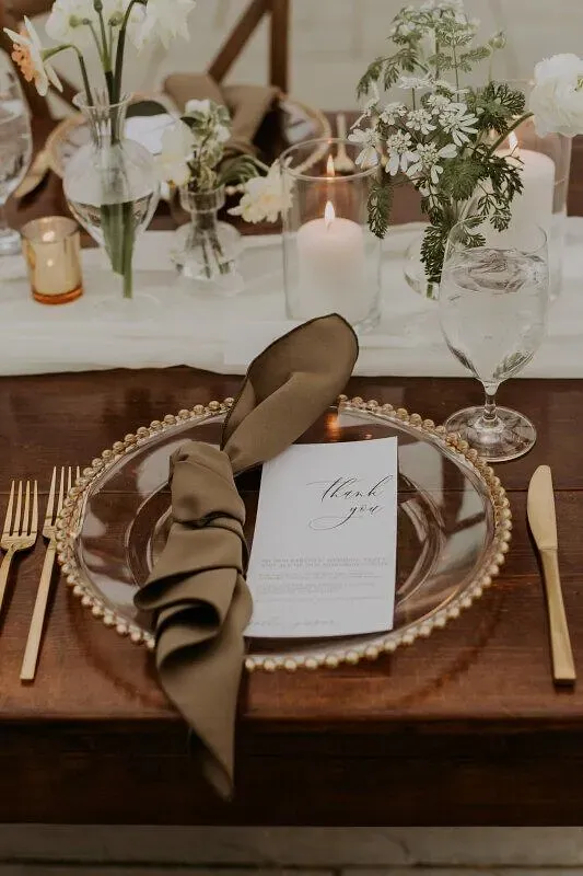 Podtalerz transparentny ze złotym zdobieniem