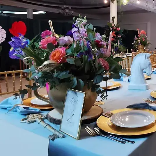 Filiżanka XXL, Alicja w Krainie Czarów