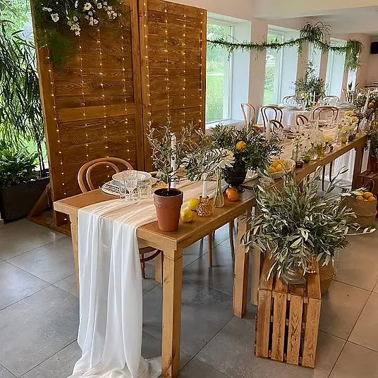 Bieżnik biały, szyfonowy