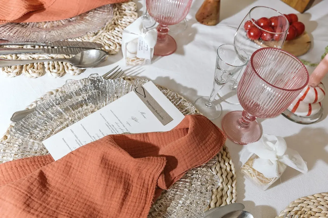 Kieliszki różowe - zdjęcie 2